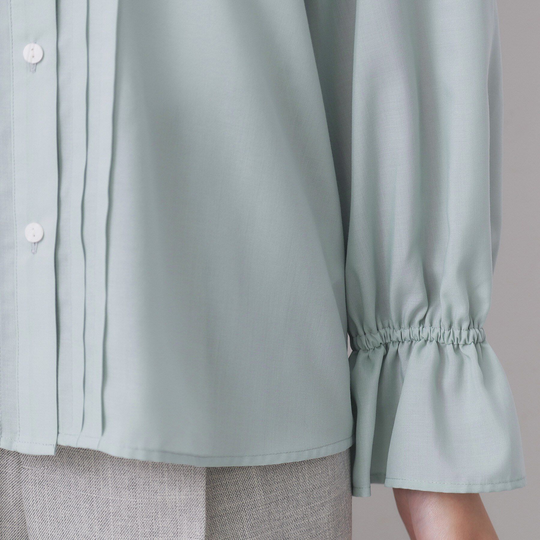 index「タックフリルバンドカラーブラウス【洗濯機OK/イージーアイロン】」|シャツ・ブラウス|