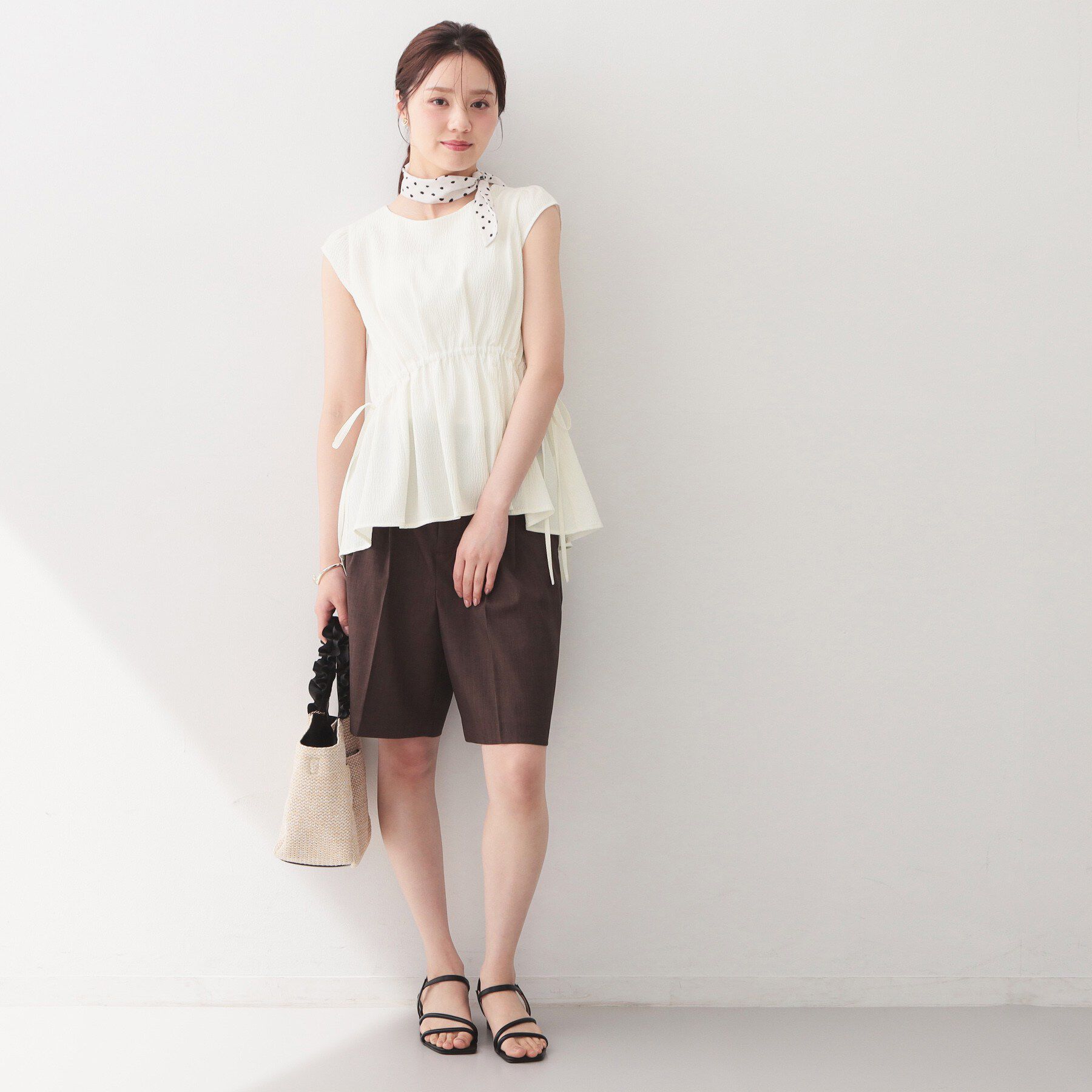 index「シボサイドリボンペプラムブラウス【洗濯機OK／防シワ／ストレッチ／イージーアイロン】」|シャツ・ブラウス|