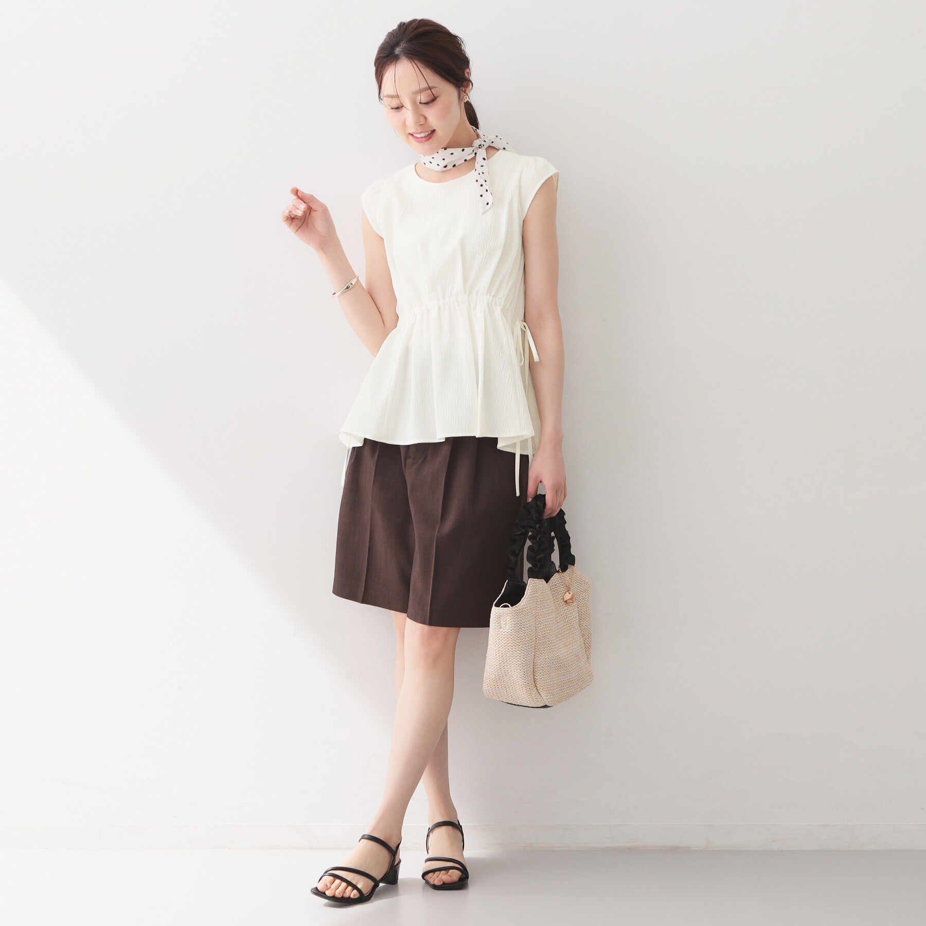 index「シボサイドリボンペプラムブラウス【洗濯機OK／防シワ／ストレッチ／イージーアイロン】」|シャツ・ブラウス|