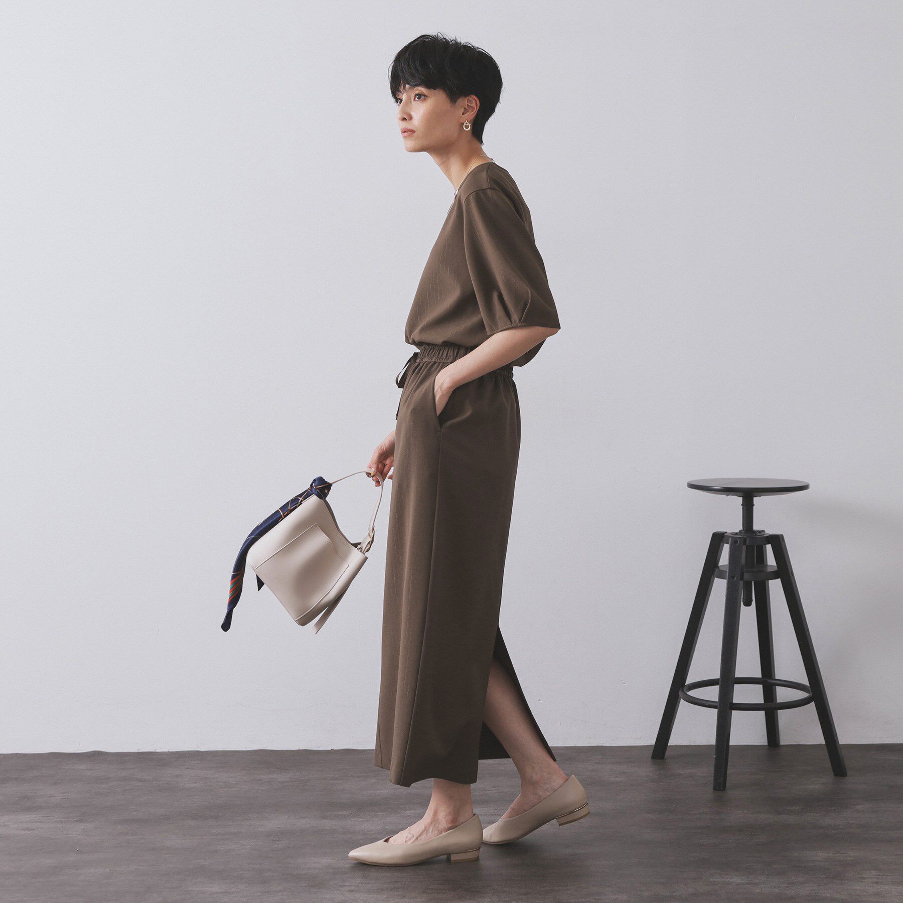 OPAQUE.CLIP「ラメストライプイージーナロースカート/セットアップ可【洗濯機洗い可/防シワ/吸水速乾】」|スカート|