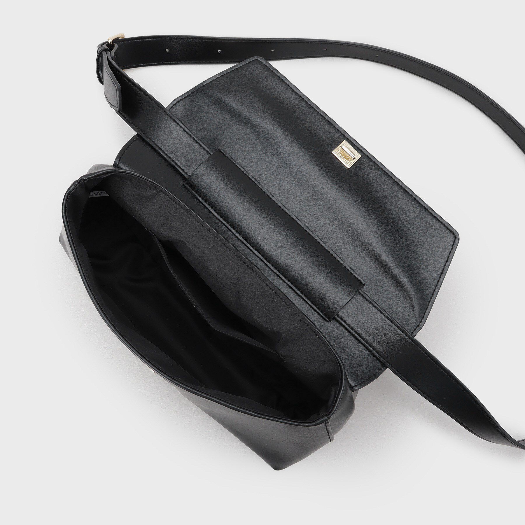 OPAQUE.CLIP「【3WAY】スムース合皮ワイドボディバッグ」|その他|