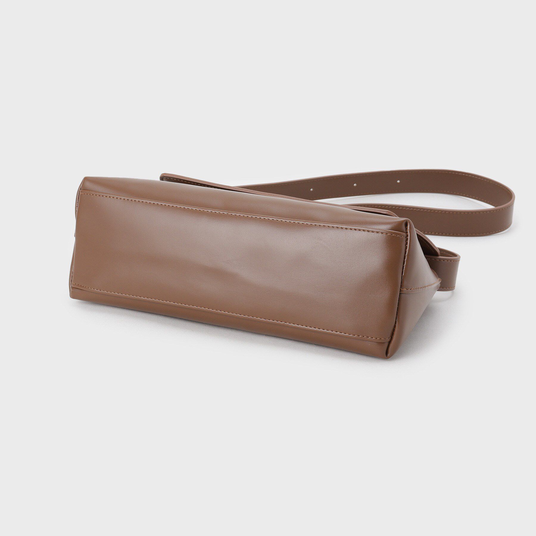 OPAQUE.CLIP「【3WAY】スムース合皮ワイドボディバッグ」|その他|