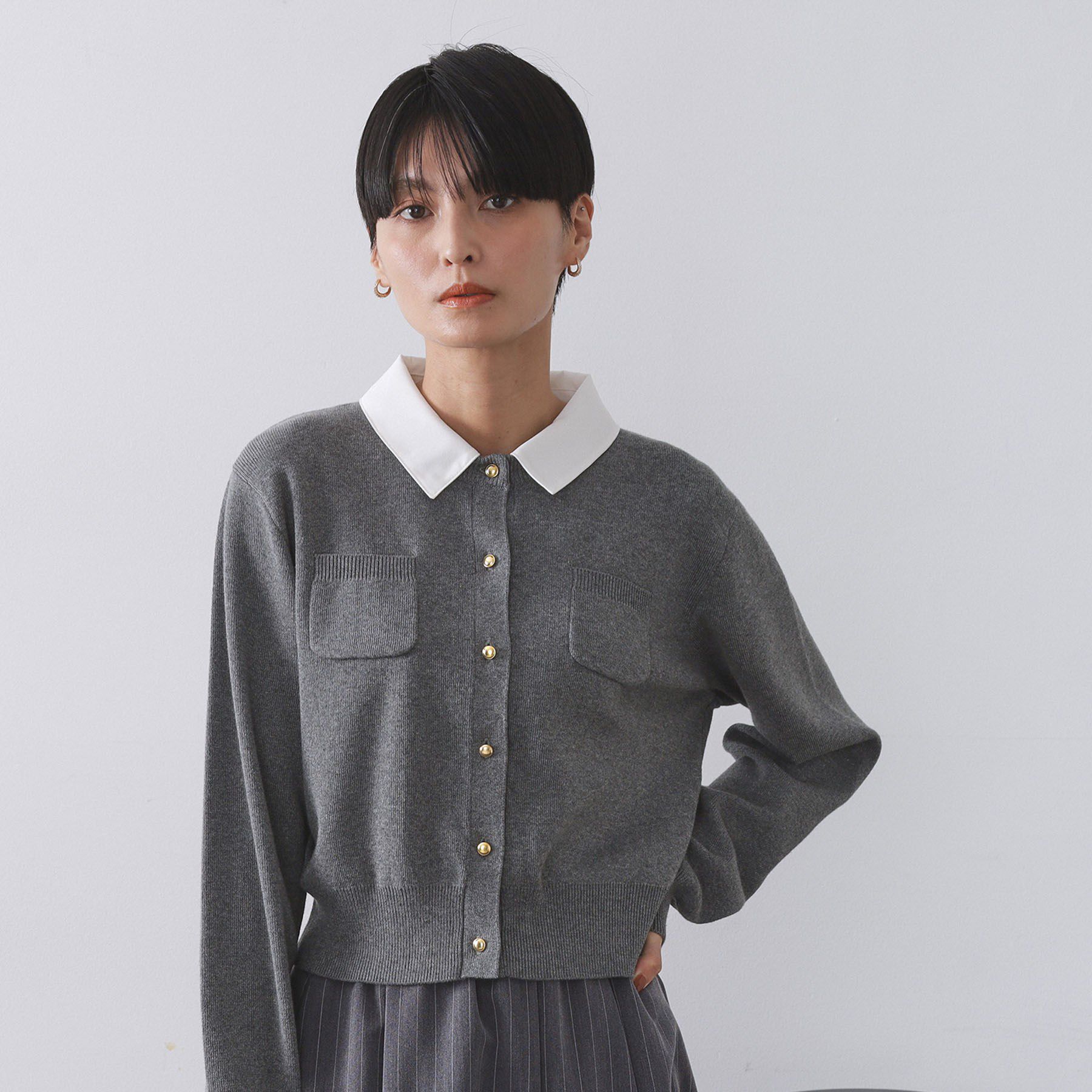 OPAQUE.CLIP「《andGIRL掲載》金ボタンニットカーディガン/衿取り外し可【洗濯機OK】」|カーディガン|グレー(012)