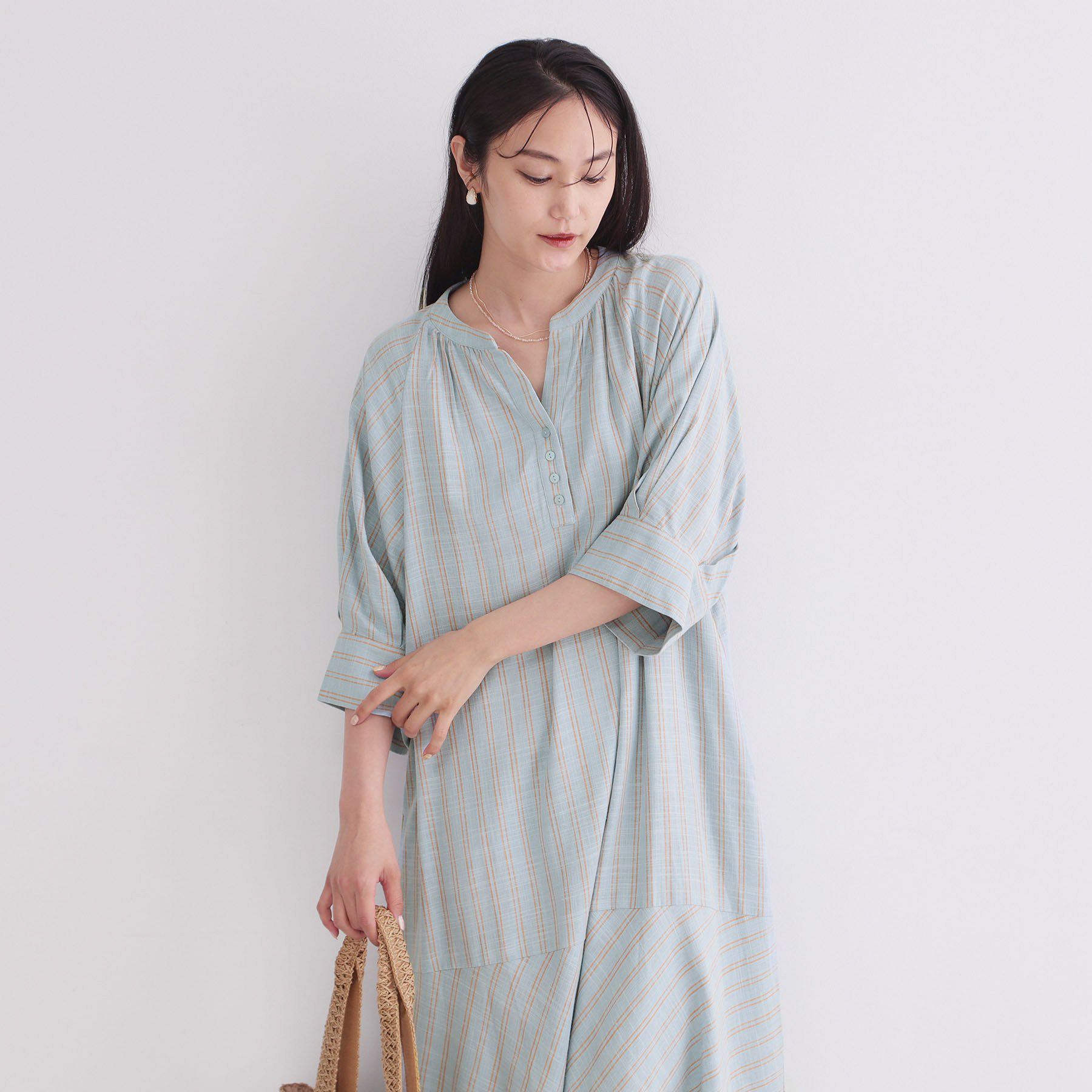 OPAQUE.CLIP「キーネックロングワンピース【洗える】」|ワンピース|ブルー(391)