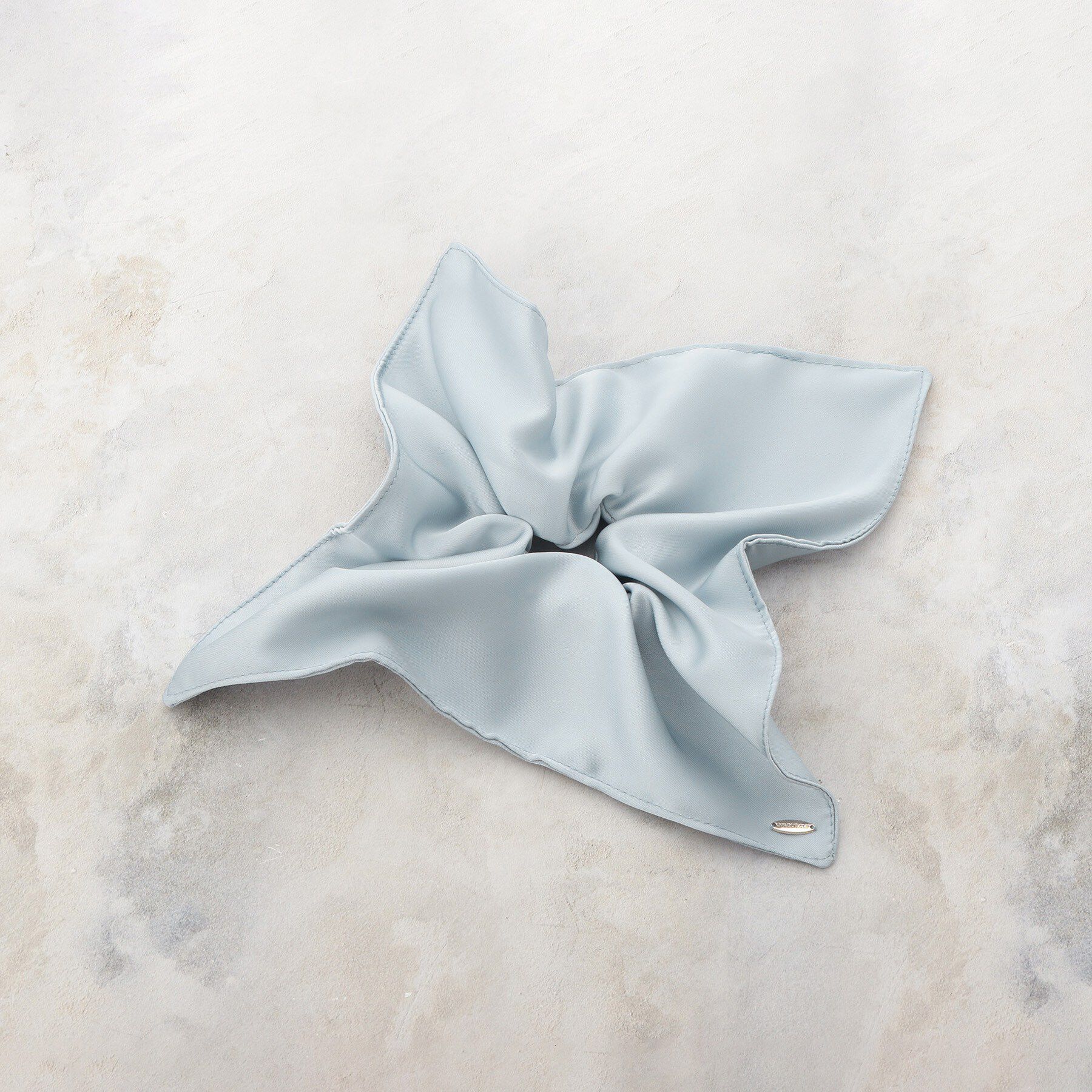 OPAQUE.CLIP「スクエアデザインサテンシュシュ」|その他|ブルー(092)