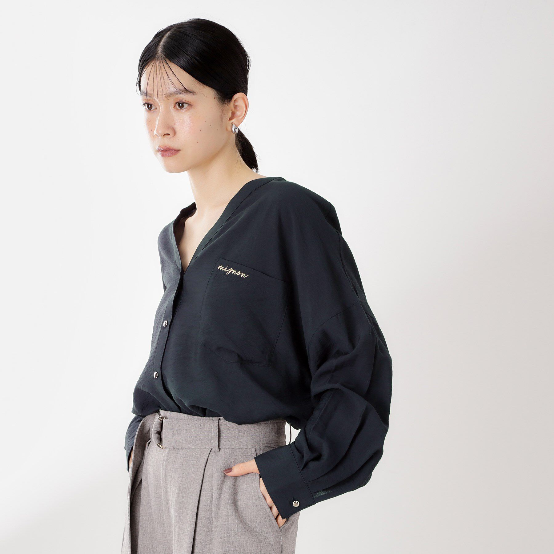 THE SHOP TK「刺繍ポケットオーバーシャツ【体型カバー/洗濯機OK】」|シャツ・ブラウス|