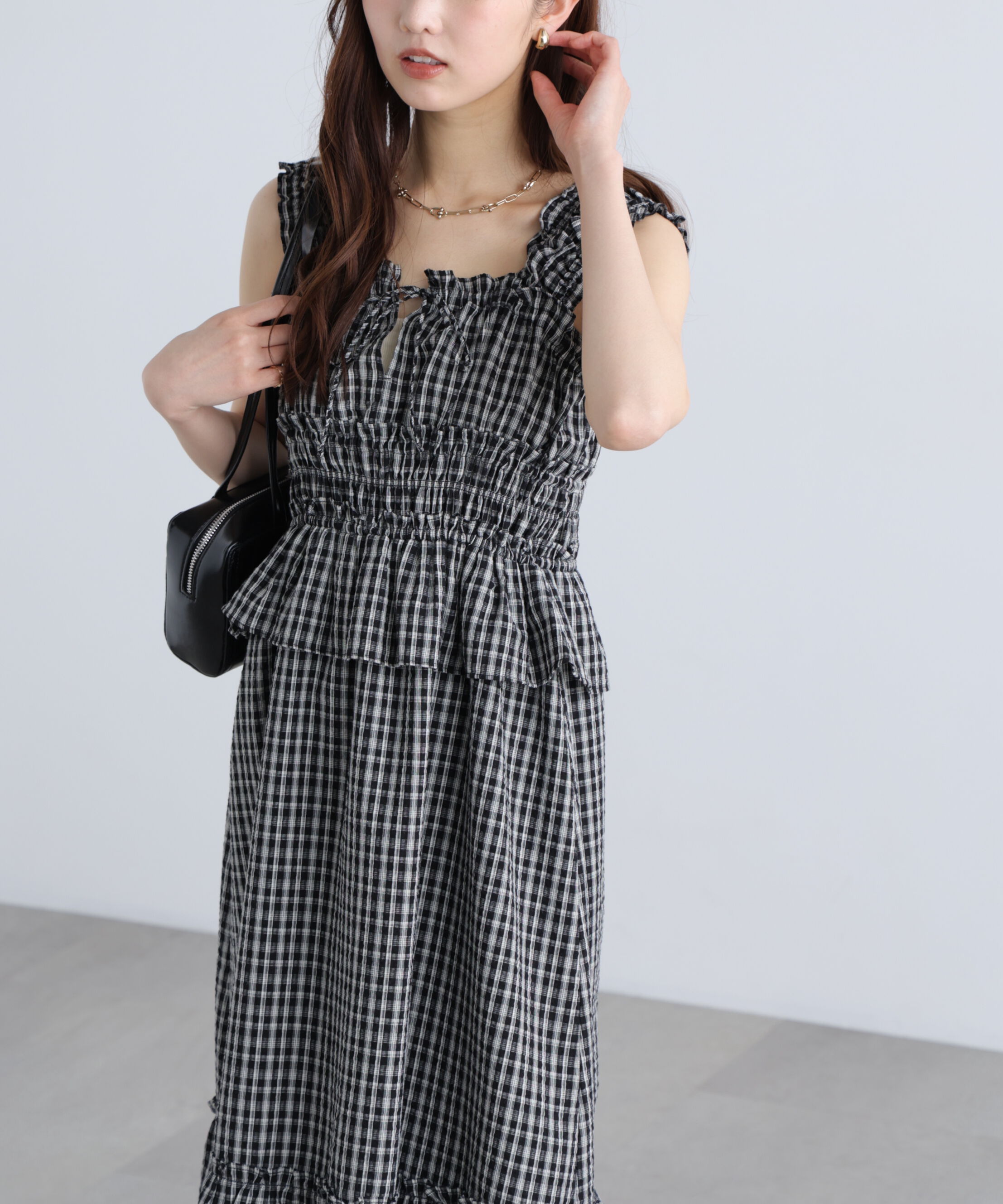  「シャーリングティアードチェックキャミワンピース」|ワンピース|