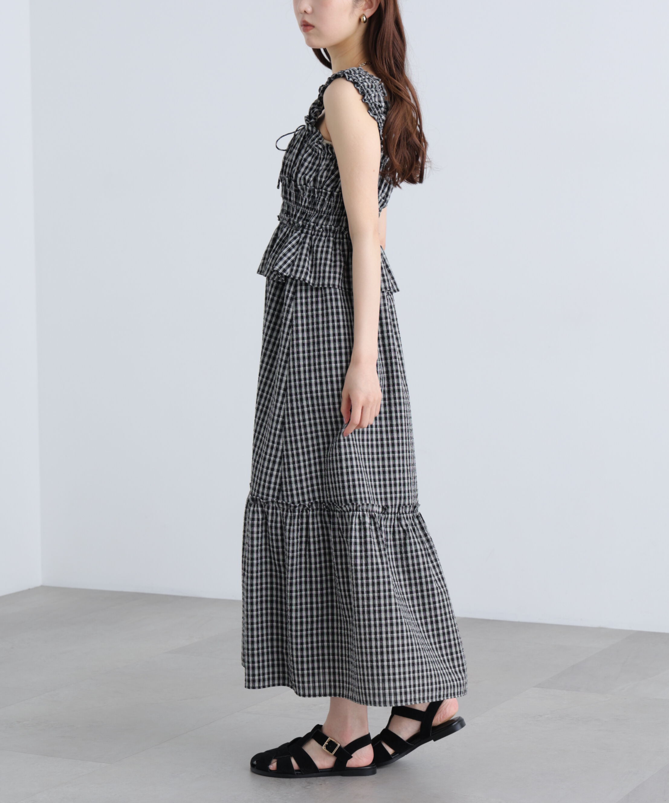  「シャーリングティアードチェックキャミワンピース」|ワンピース|