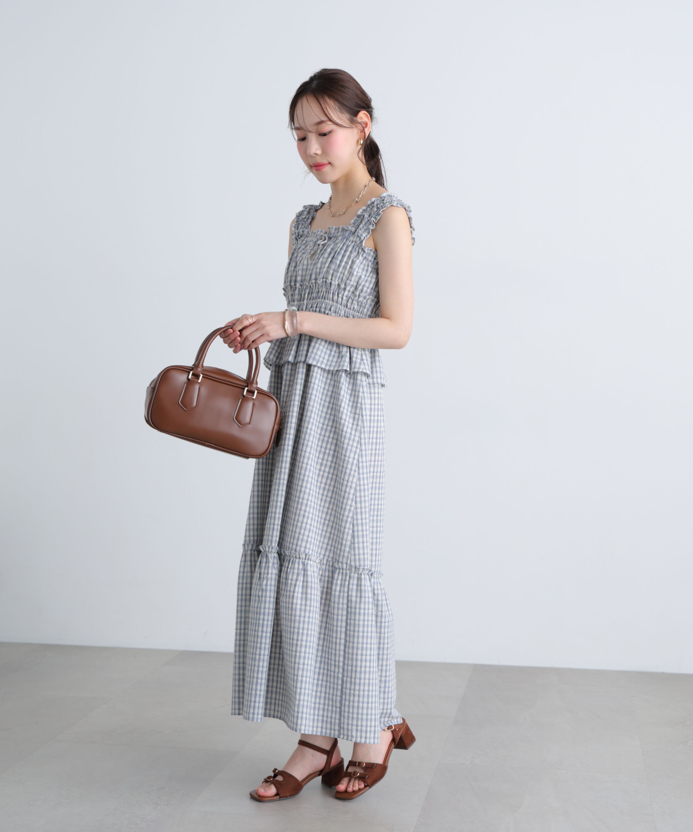  「シャーリングティアードチェックキャミワンピース」|ワンピース|