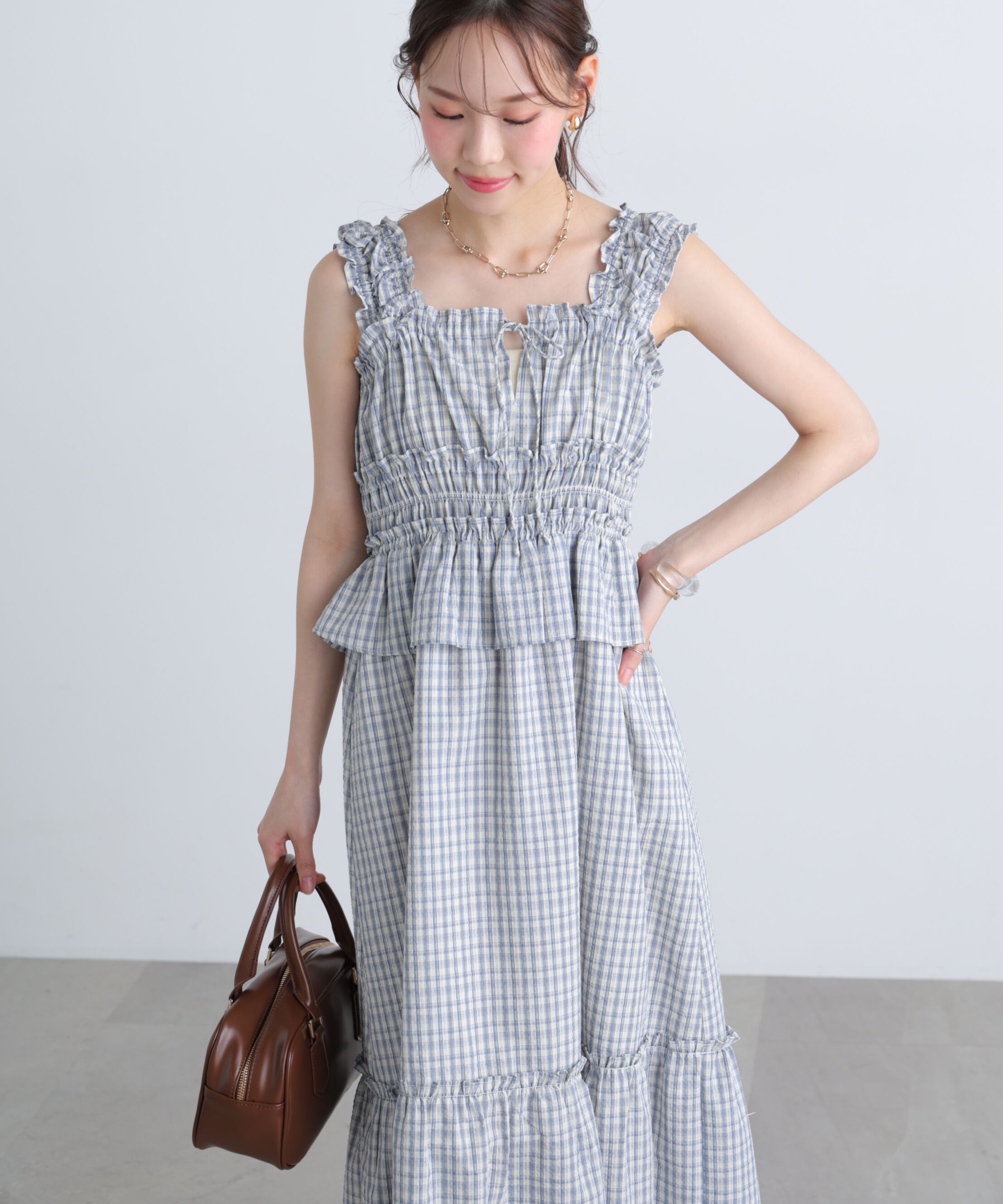  「シャーリングティアードチェックキャミワンピース」|ワンピース|