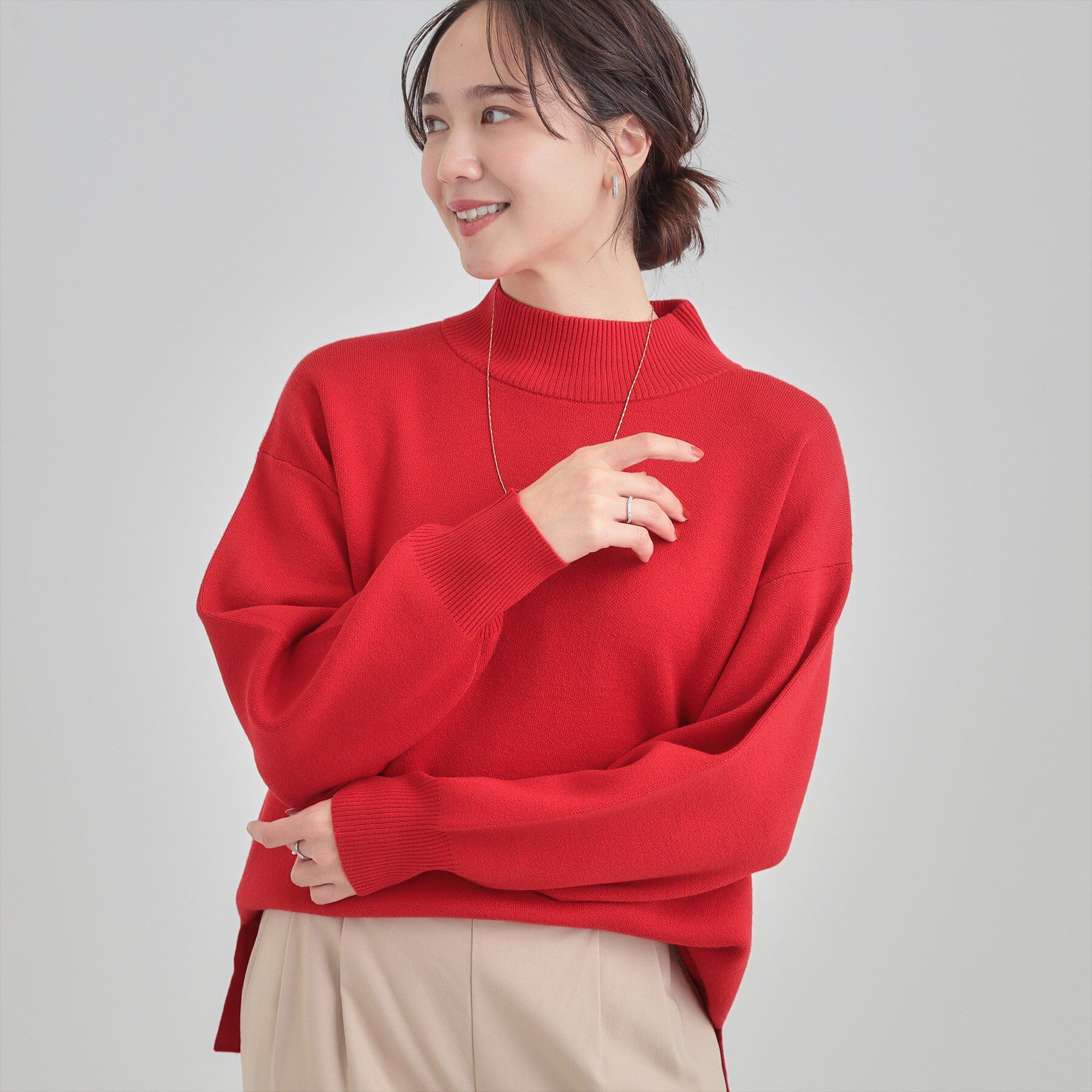 SHOO･LA･RUE「【洗濯機可/S-LL】厚すぎない　ゆったりシンプルもちもちニット」|ニット・セーター|レッド(067)