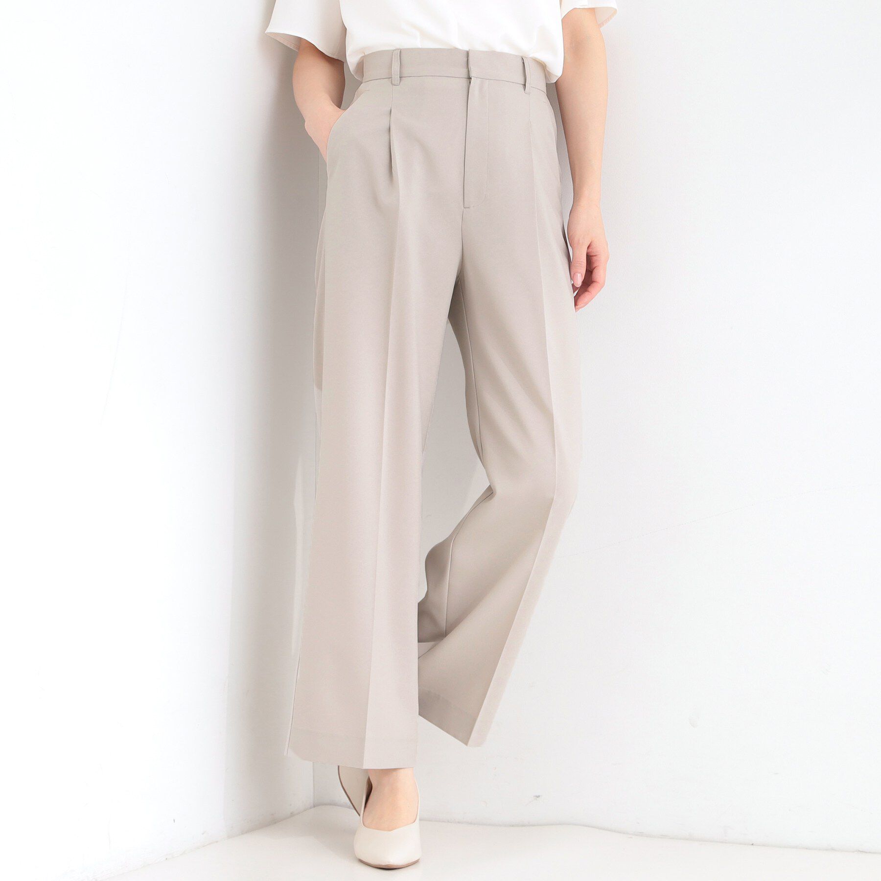 SHOO･LA･RUE「【セットアップ可／洗濯機可／S-LL】シンプルに美しく タックワイドパンツ」|その他|グレージュ(050)