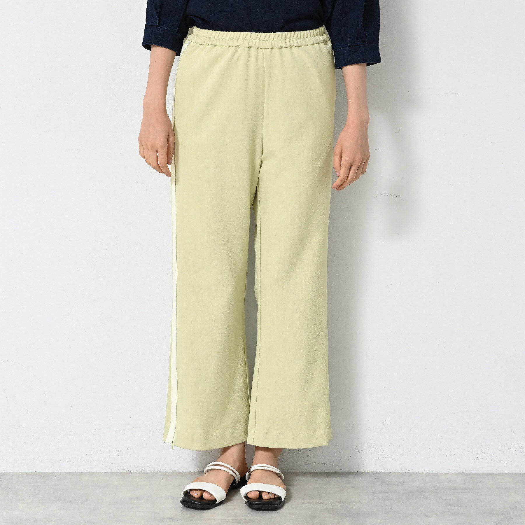 Dessin「【接触冷感・洗える】フレアラインパンツ（サイドファスナ―付き）」|その他|