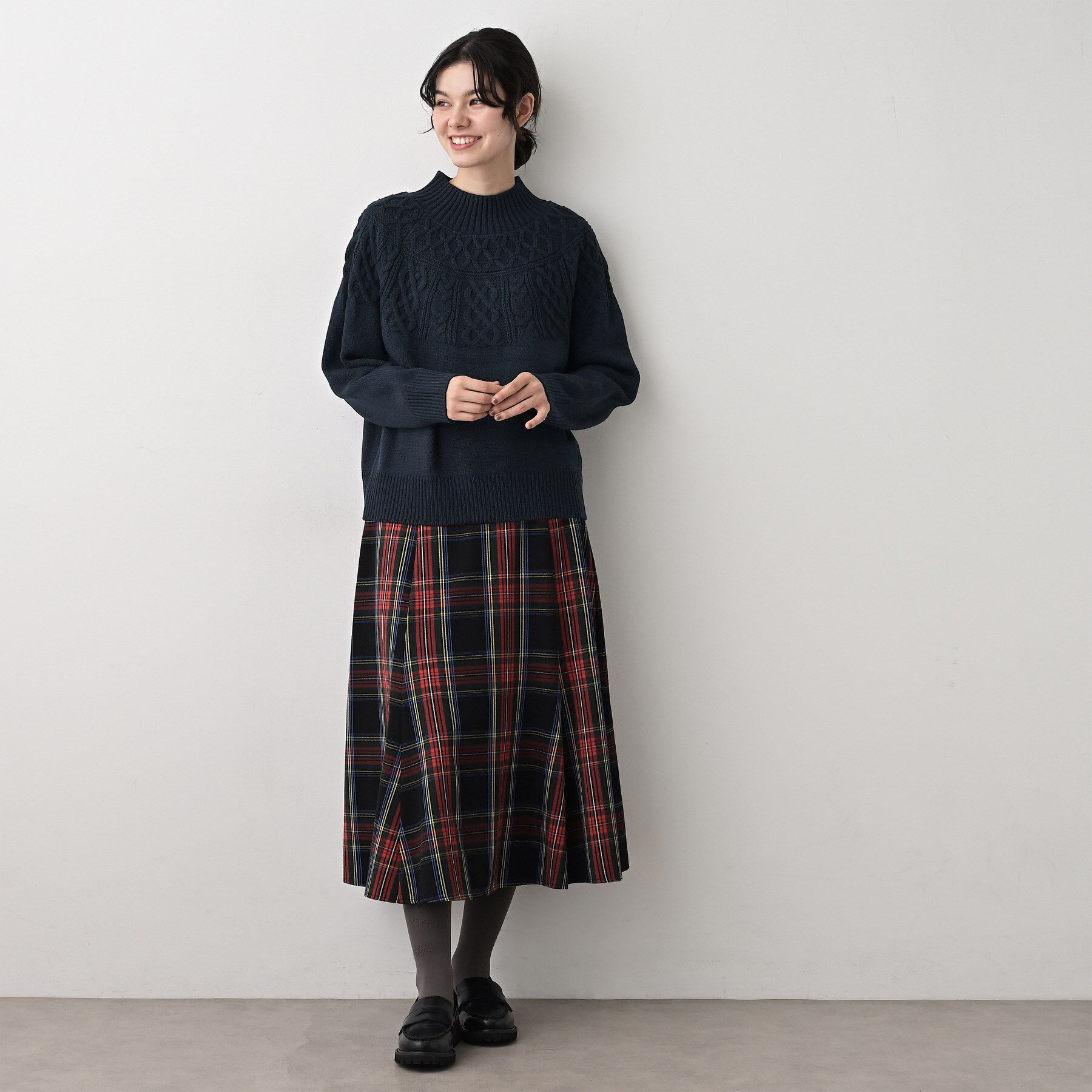 Dessin「【着映え/洗える】求心ケーブル編みハイネックニット」|ニット・セーター|