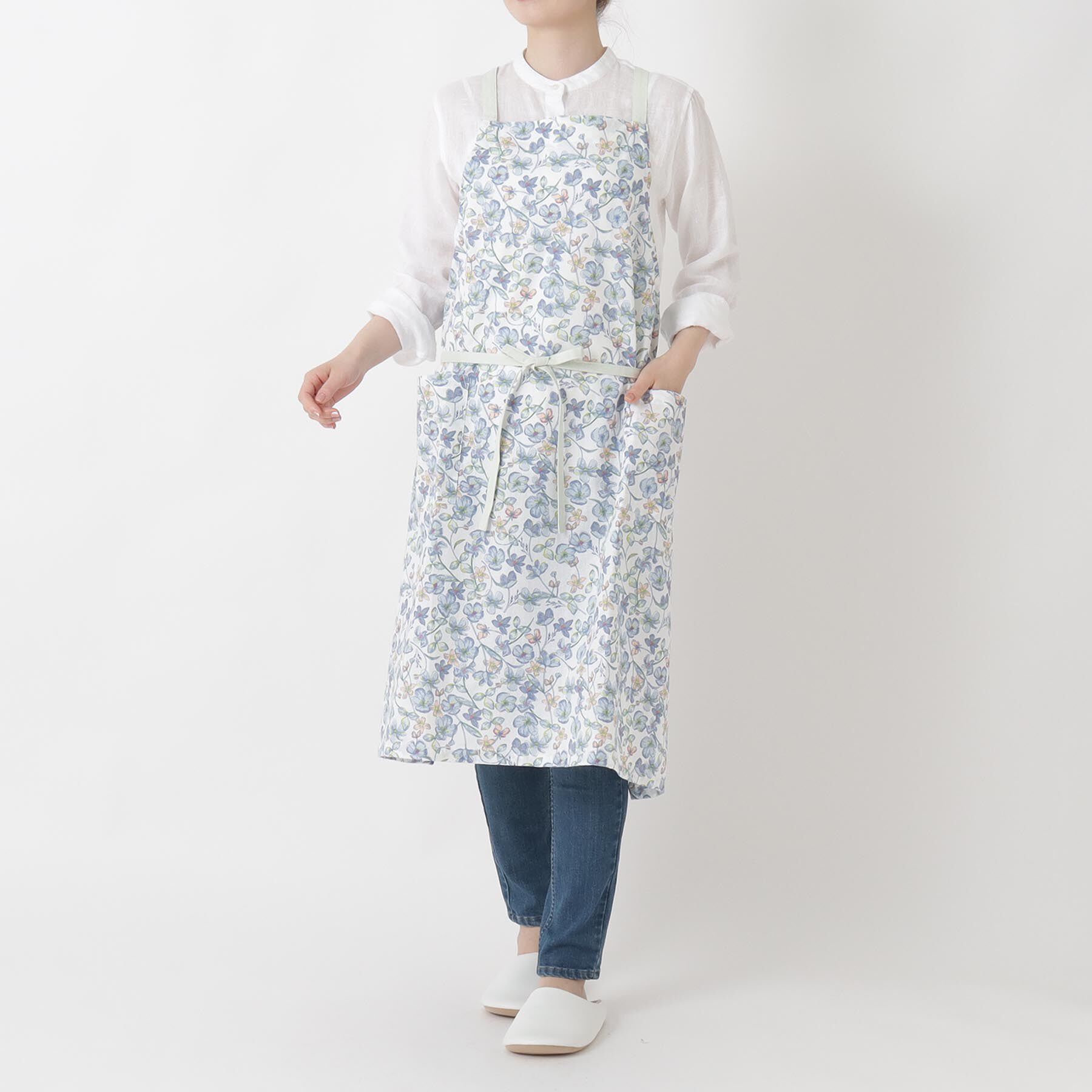 212 KITCHEN STORE「ポピープリントエプロン BL」|食器・キッチングッズ|