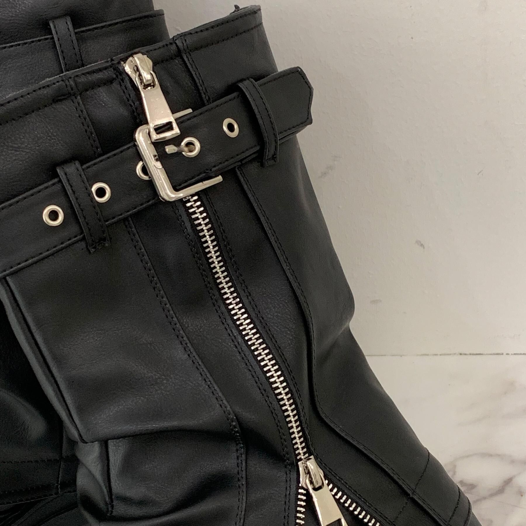 csT&P「ベルト付きカバーブーツ」|ショートブーツ|