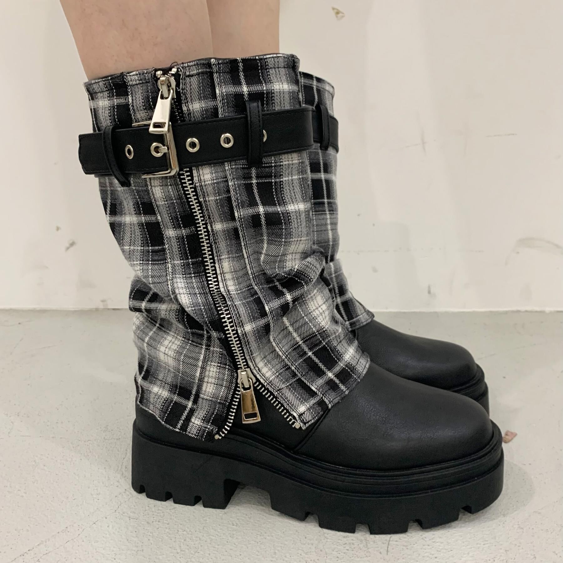 csT&P「ベルト付きカバーブーツ」|ショートブーツ|