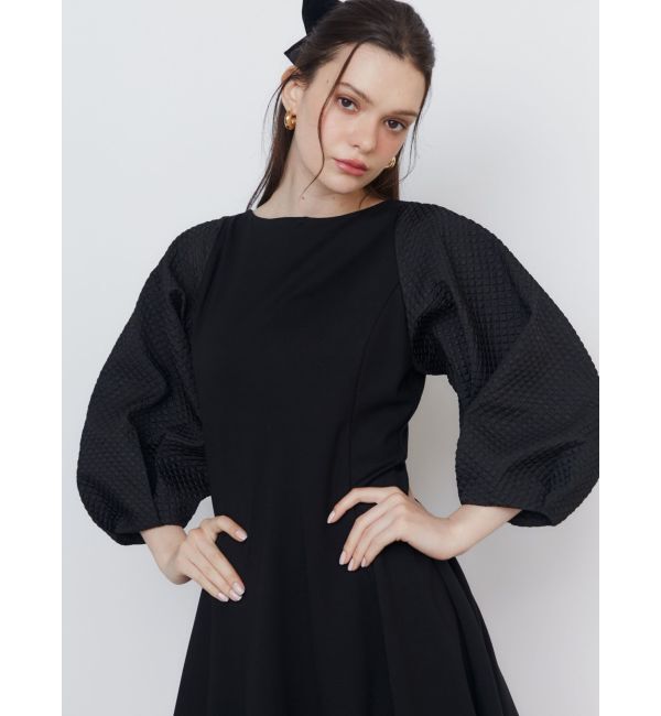 CALNAMUR「EMBOSSMENT SLEEVE MINI OP/エンボスメントスリーブミニワンピース」|ワンピース|