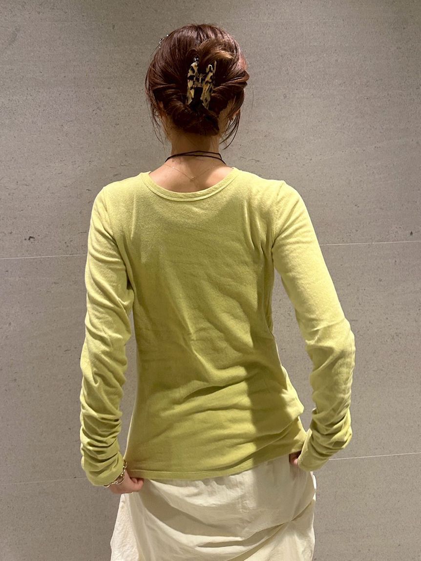 emmi atelier「【ONLINE限定カラーあり】2wayスラブ天竺カットソー」|Tシャツ・カットソー|