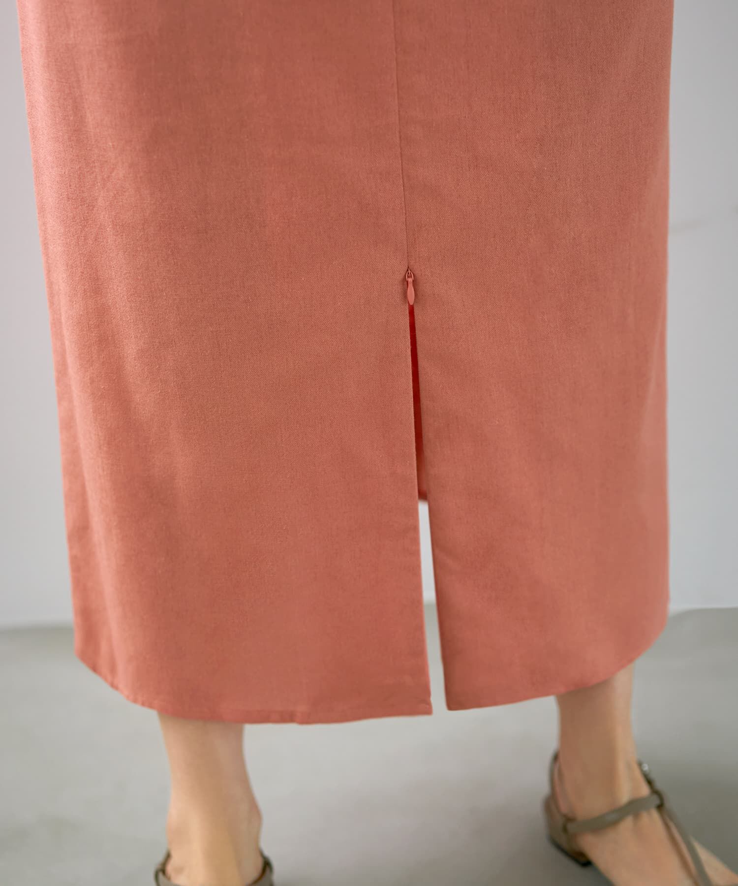 STYLE DELI「ファスナースリット麻混Vネックワンピース」|ワンピース|