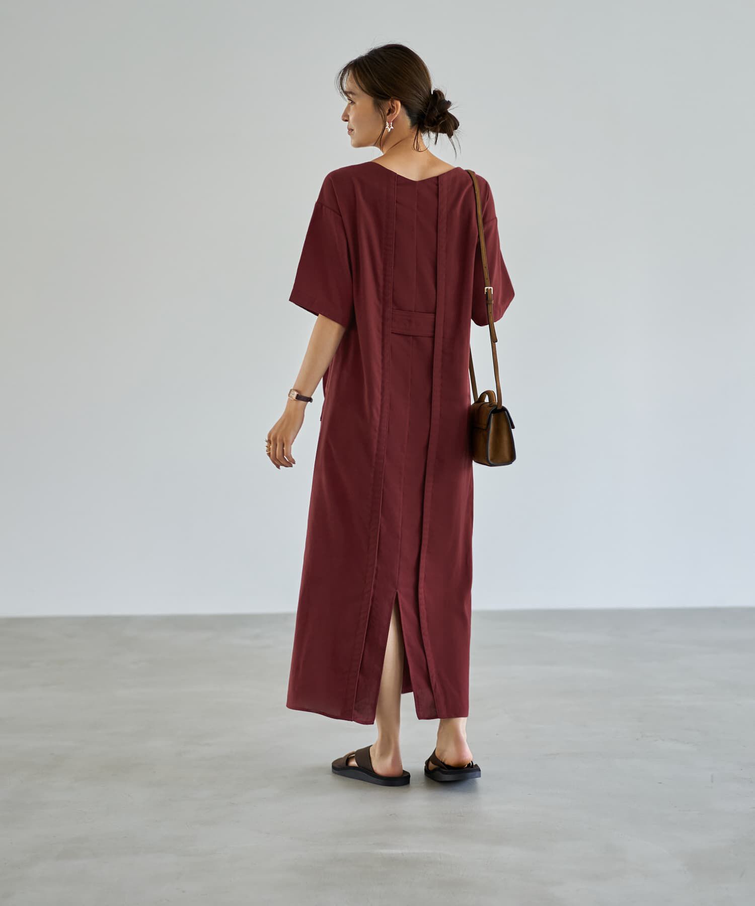 STYLE DELI「ファスナースリット麻混Vネックワンピース」|ワンピース|