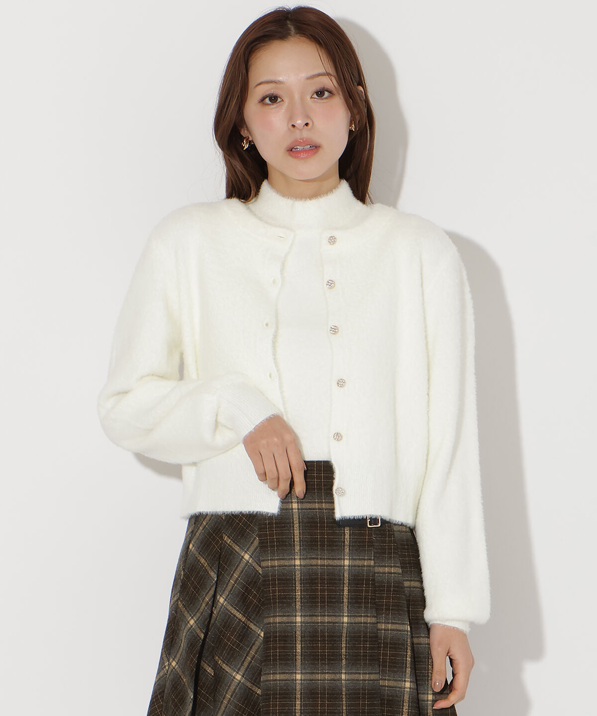 アンドクチュール「フェザーニットアンサンブル」|カーディガン|オフ