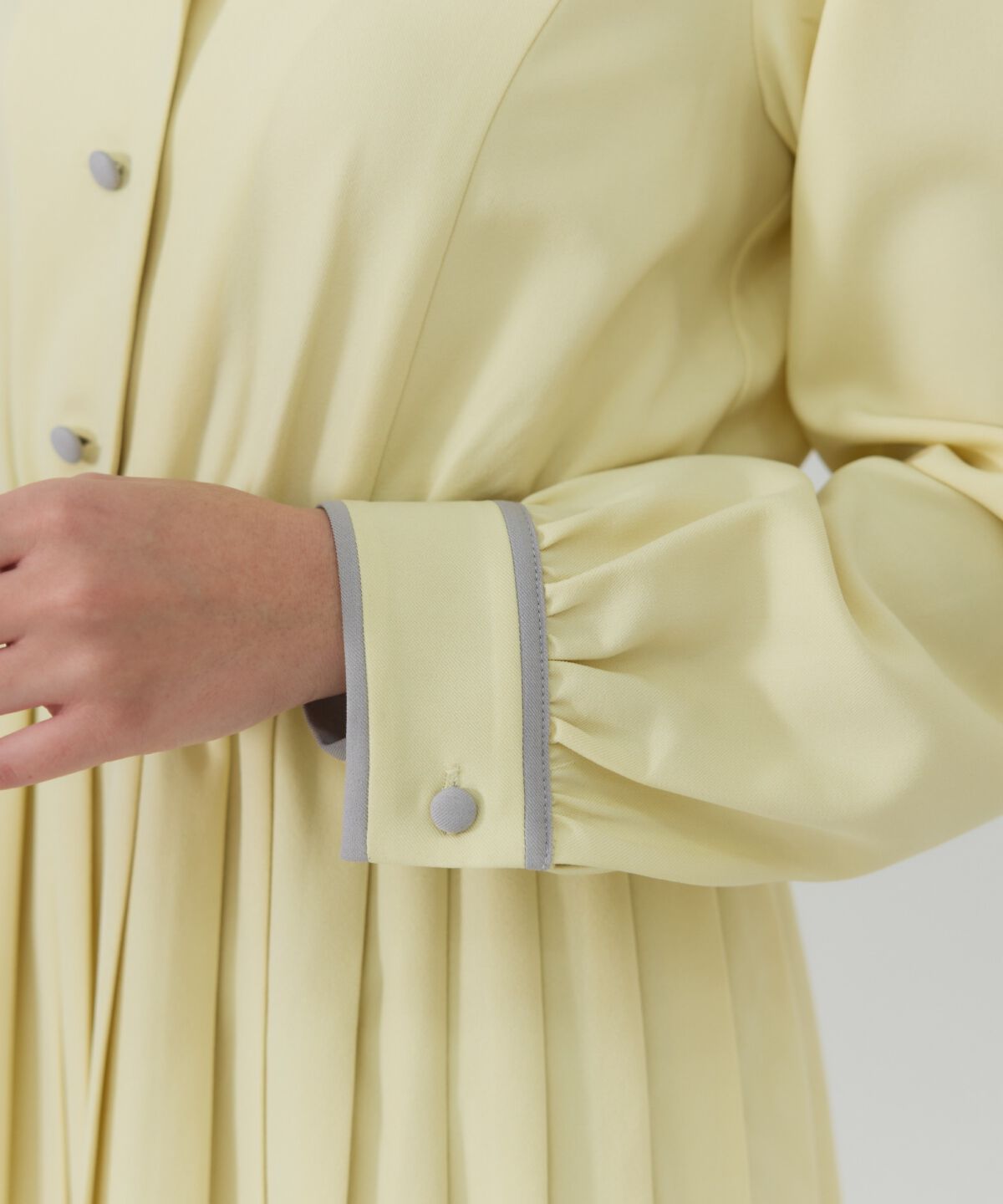 REDYAZEL「バイカラープリーツシャツワンピース」|ワンピース|