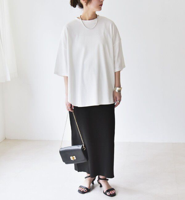 quaranciel「quaranciel:〈接触冷感/汗染み防止加工/洗濯機可能〉ラウンドヘム クルー ビッグ TEE」|Tシャツ・カットソー|