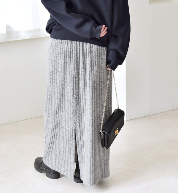 quaranciel「《予約》quaranciel:〈手洗い可能〉ポリエステル ベロア スキッパー ニット &  Iライン スカート」|ワンピース|