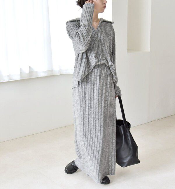 quaranciel「《予約》quaranciel:〈手洗い可能〉ポリエステル ベロア スキッパー ニット &  Iライン スカート」|ワンピース|
