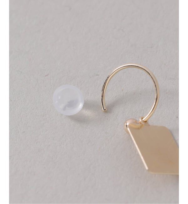 Lilas by Spick&Span「ライトラインプレートピアス K10（両耳）」|ピアス|