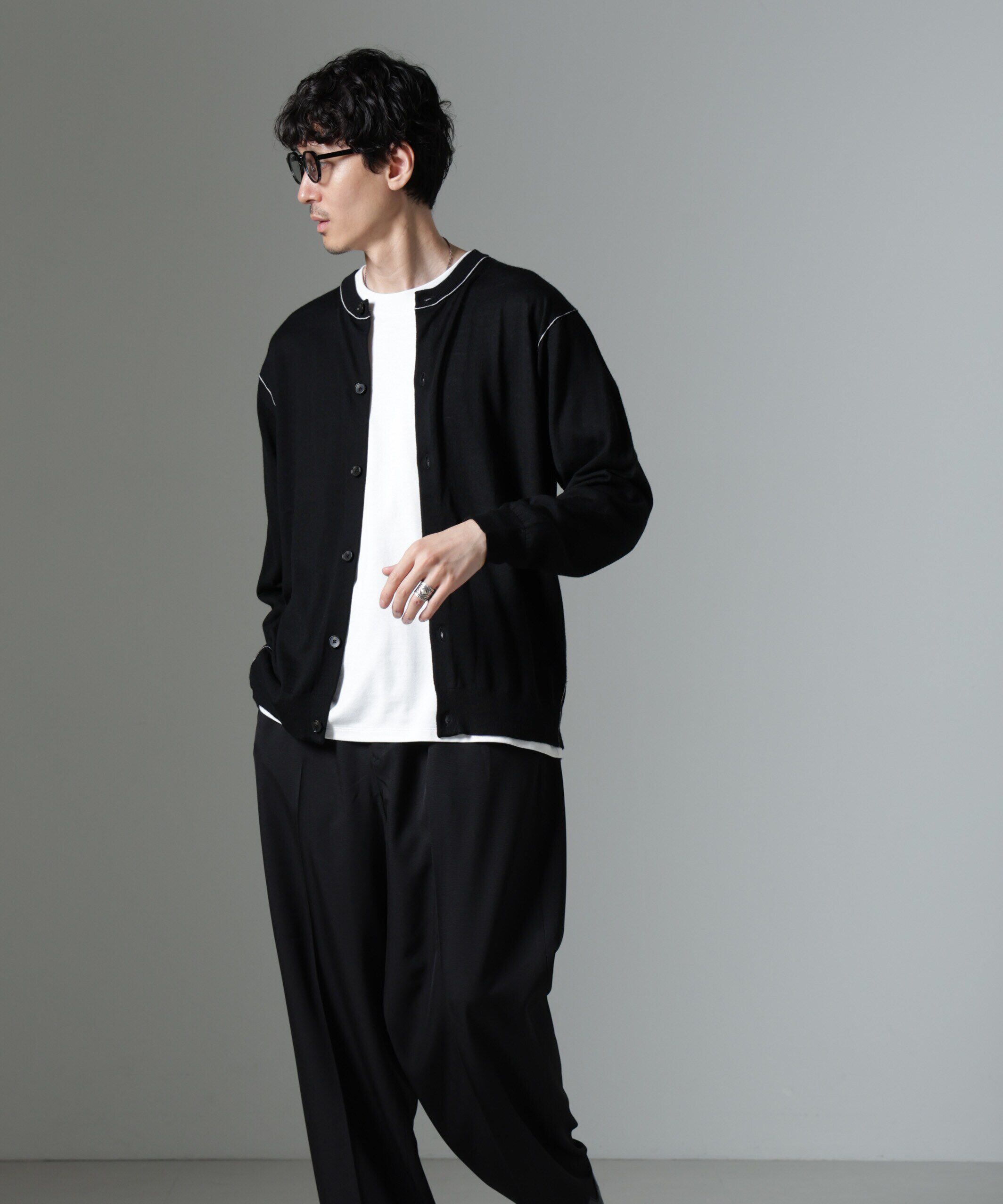 nano･universe「コントラストラインクルーネックカーディガン」|ニット・セーター|