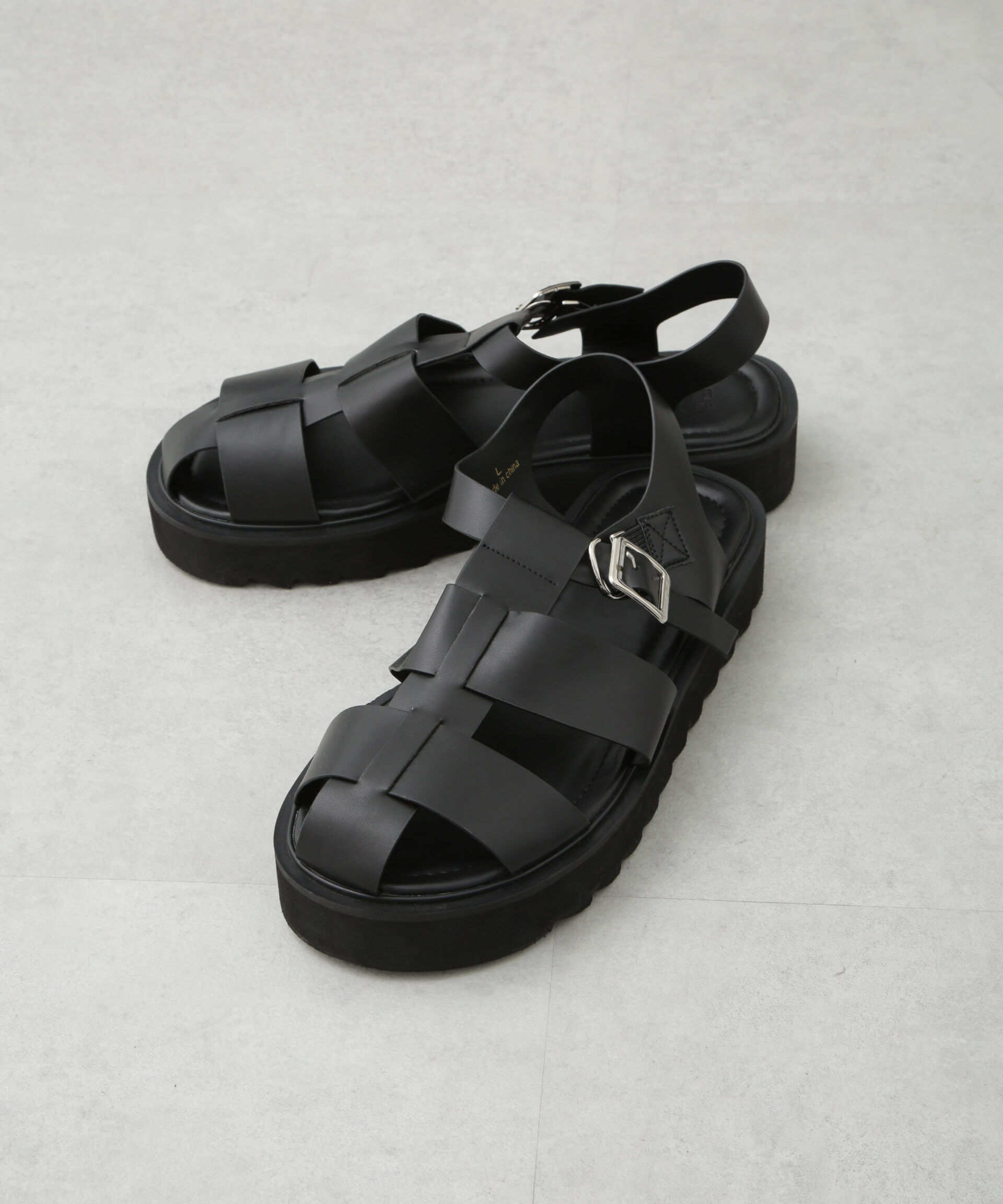 nano･universe「ライトウェイトグルカサンダル」|サンダル|ブラック