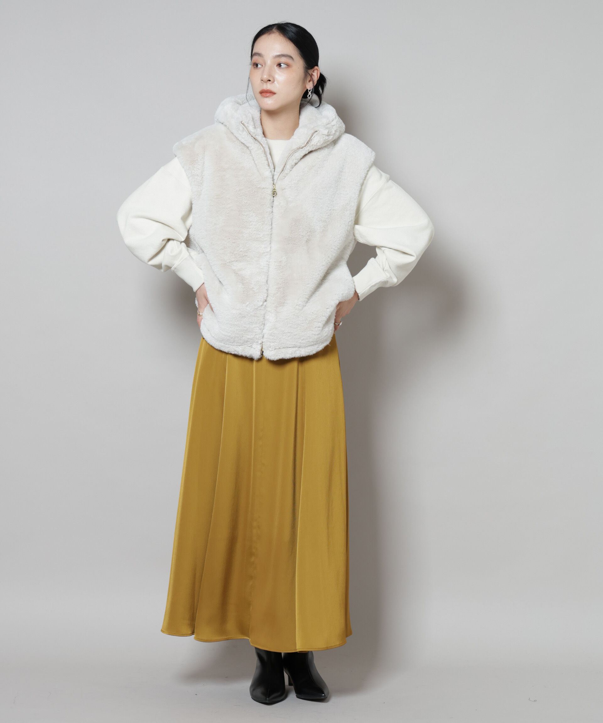 nano･universe「フェイクファーフードベスト」|テーラードジャケット|