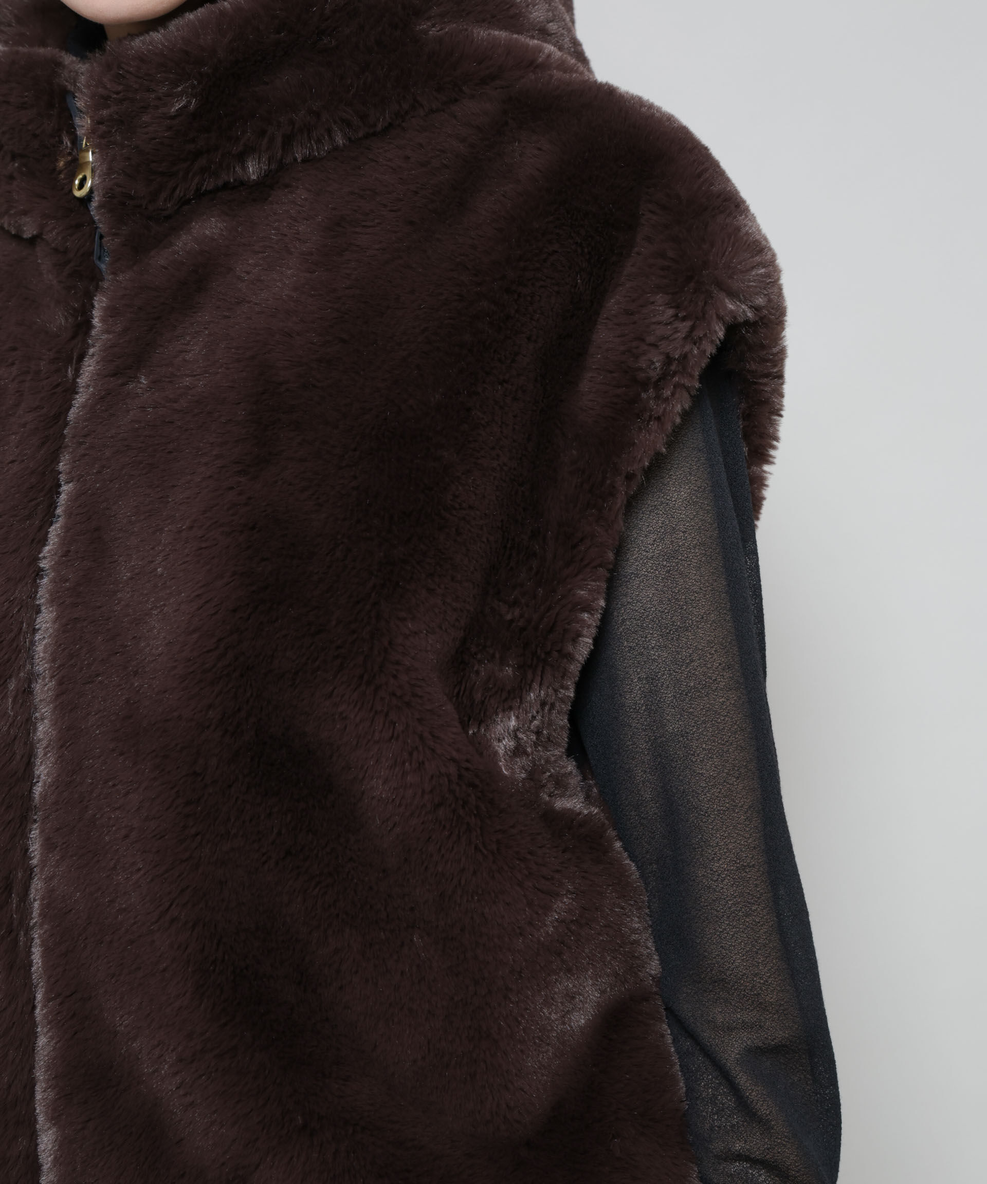 nano･universe「フェイクファーフードベスト」|テーラードジャケット|