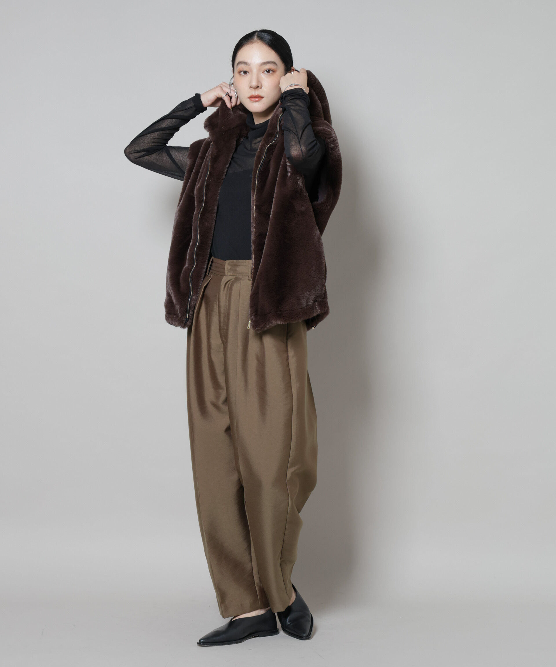 nano･universe「フェイクファーフードベスト」|テーラードジャケット|