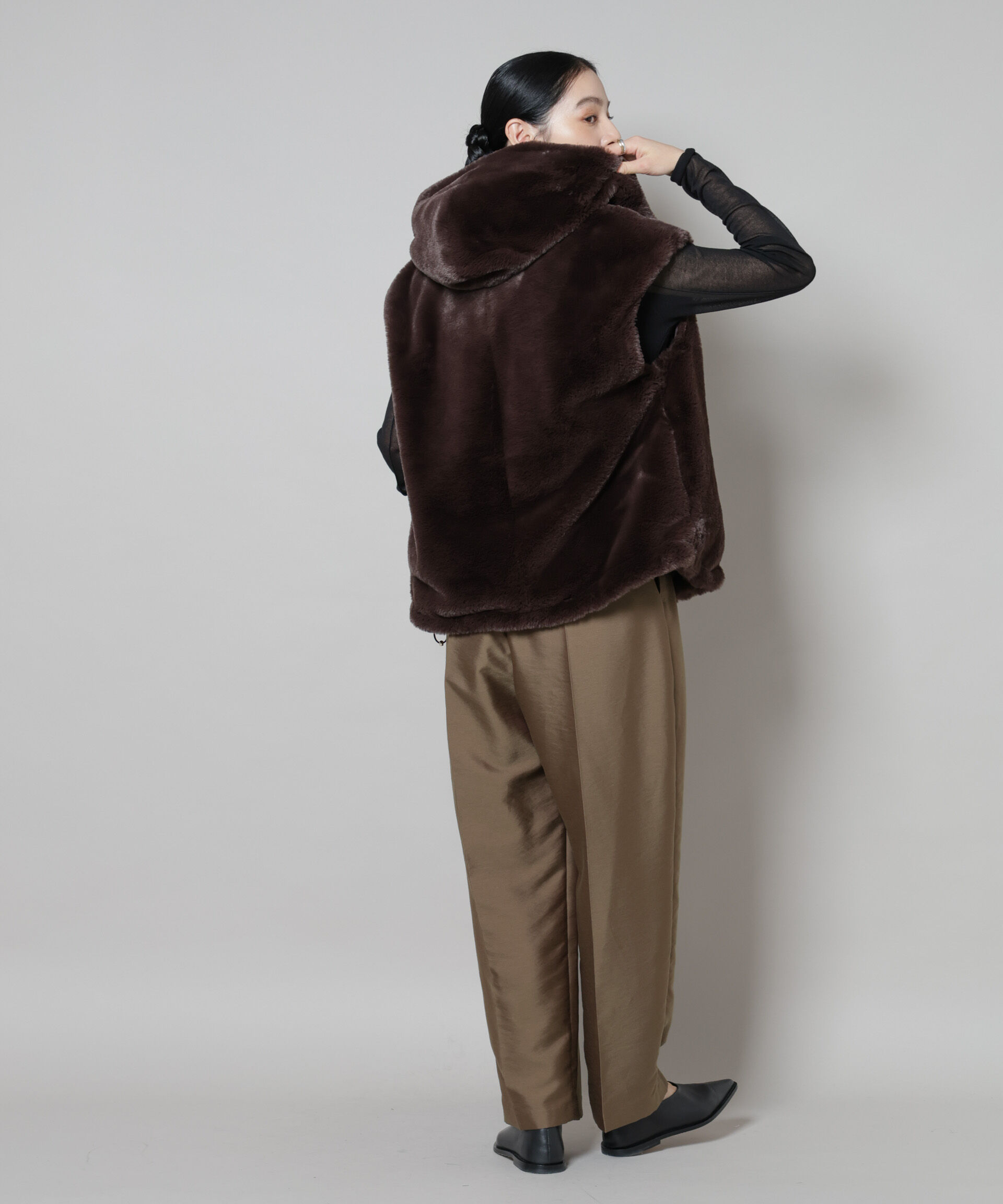 nano･universe「フェイクファーフードベスト」|テーラードジャケット|