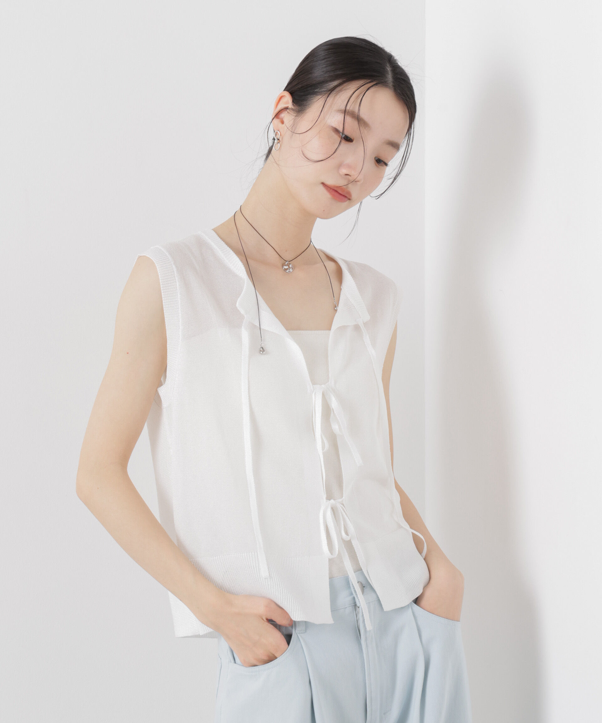 nano･universe「前後2wayリボンアップデザインノースリーブニット」|ニット・セーター|ホワイト