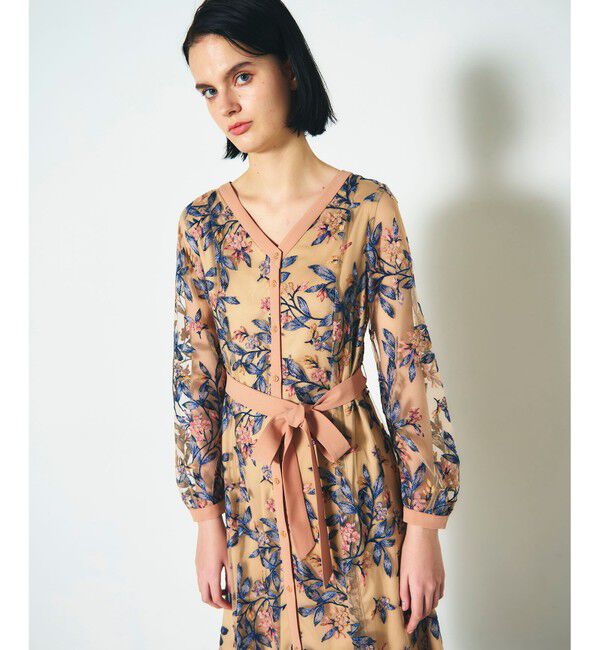 GRACE CONTINENTAL「フラワー刺繍フレアワンピース」|ワンピース|