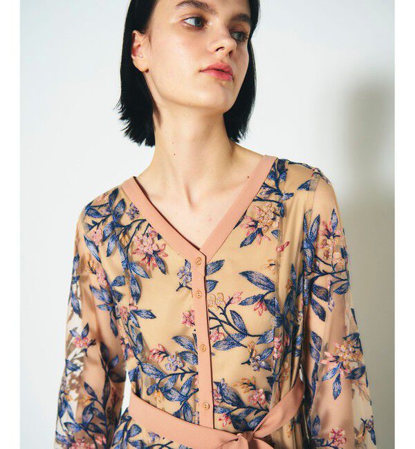 GRACE CONTINENTAL「フラワー刺繍フレアワンピース」|ワンピース|