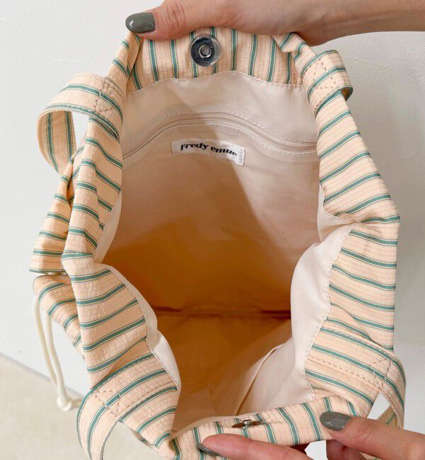 fredy emue「サッカーアウトポケットトートバッグ」|トートバッグ|