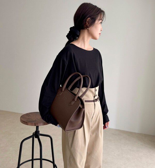 fredy emue「FR台形レザーバッグ」|ショルダー・メッセンジャー|