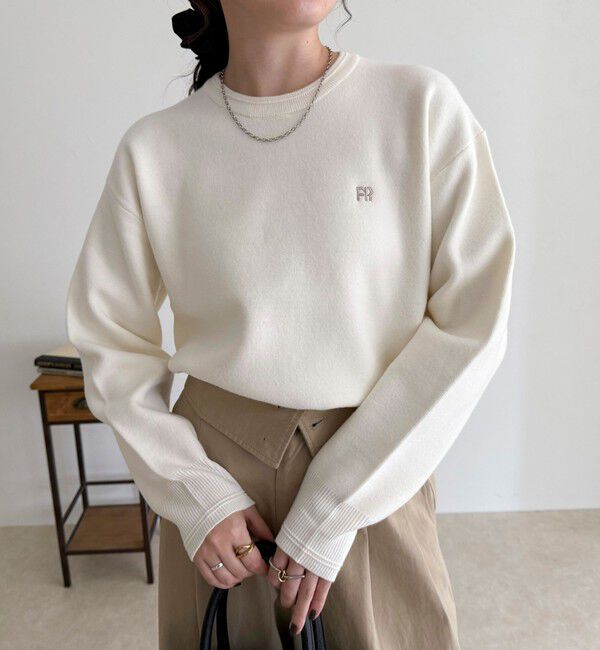 fredy emue「FR刺繍スウェットニットプルオーバー」|ニット・セーター|オフホワイト