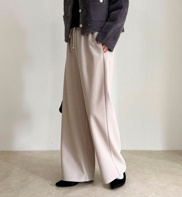 fredy emue「NEEDLE stretch イージーパンツ」|チノ|ベージュ