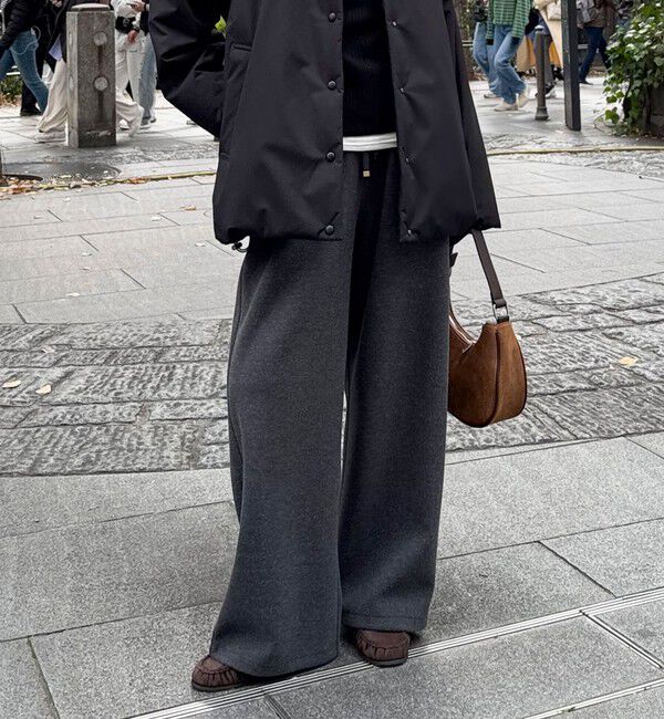 fredy emue「NEEDLE stretch イージーパンツ」|チノ|