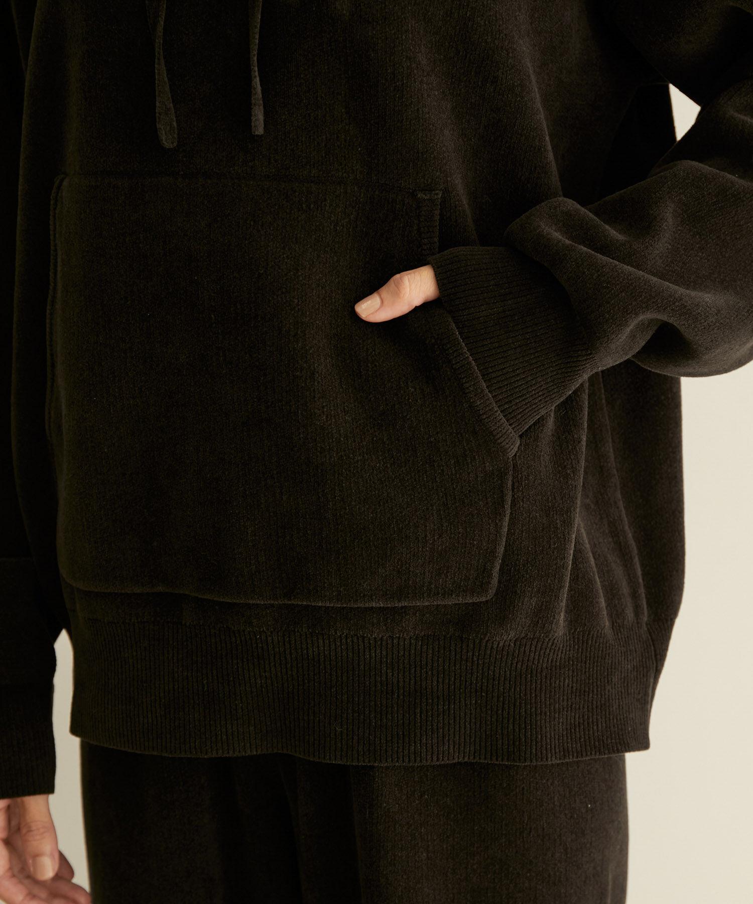 SALON adam et rope'「【極上の肌ざわり】UNISEXプルパーカー-CreamyCotton /クリーミーコットン-」|パーカー|