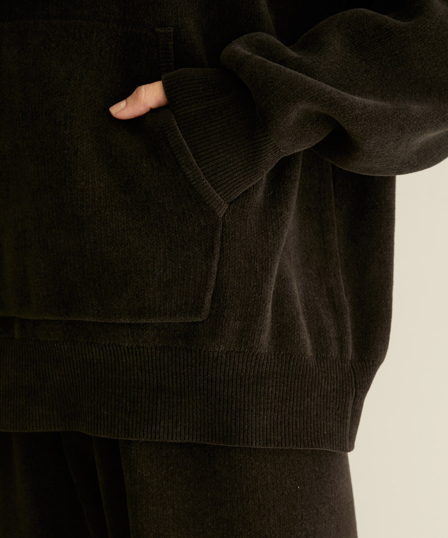 SALON adam et rope'「【極上の肌ざわり】UNISEXプルパーカー-CreamyCotton /クリーミーコットン-」|パーカー|