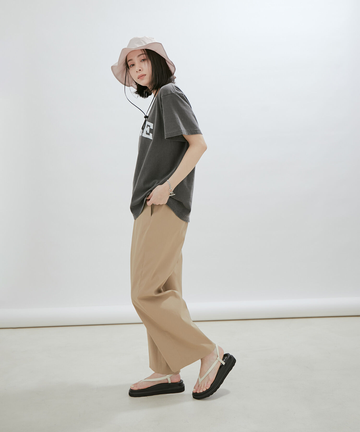 SALON adam et rope'「【KiU for SALON】[UV]別注パッカブルレインサファリハット」|ハット|