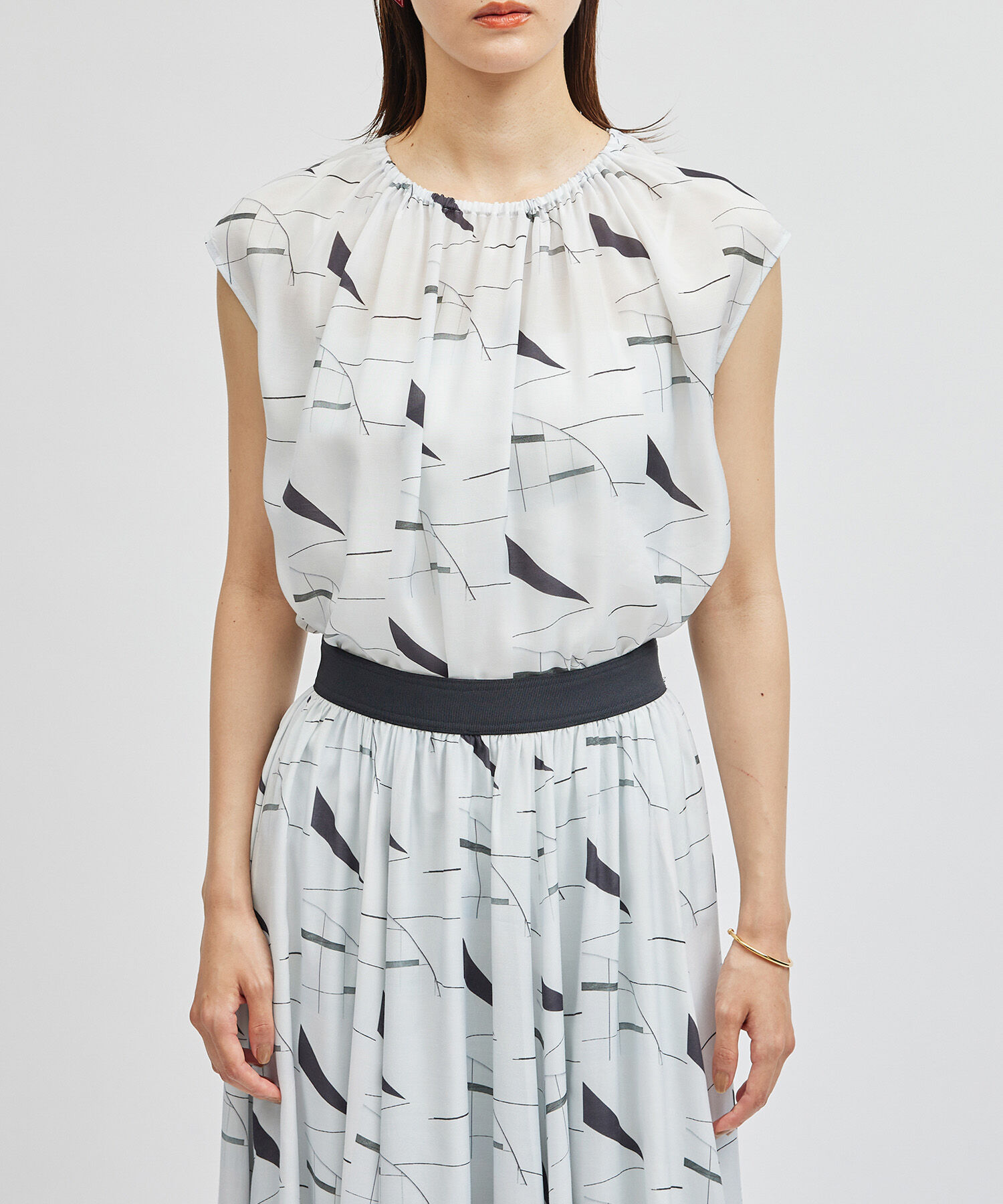 ROPE「プリントシャーリングブラウス/セットアップ対応」|シャツ・ブラウス|