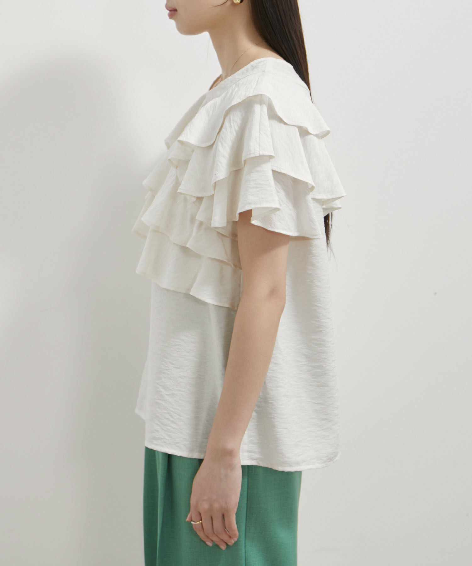 VIS「フリルティアードブラウス」|シャツ・ブラウス|